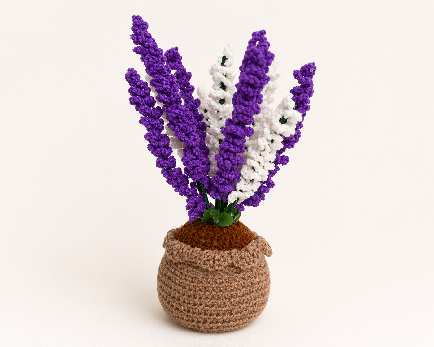 Lavender Serenity – Handcrafted Crochet Floral Keepsake
