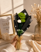Emerald Elegance – Handcrafted Crochet Bouquet